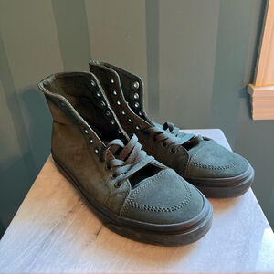 UNIF Forest Green 101’s